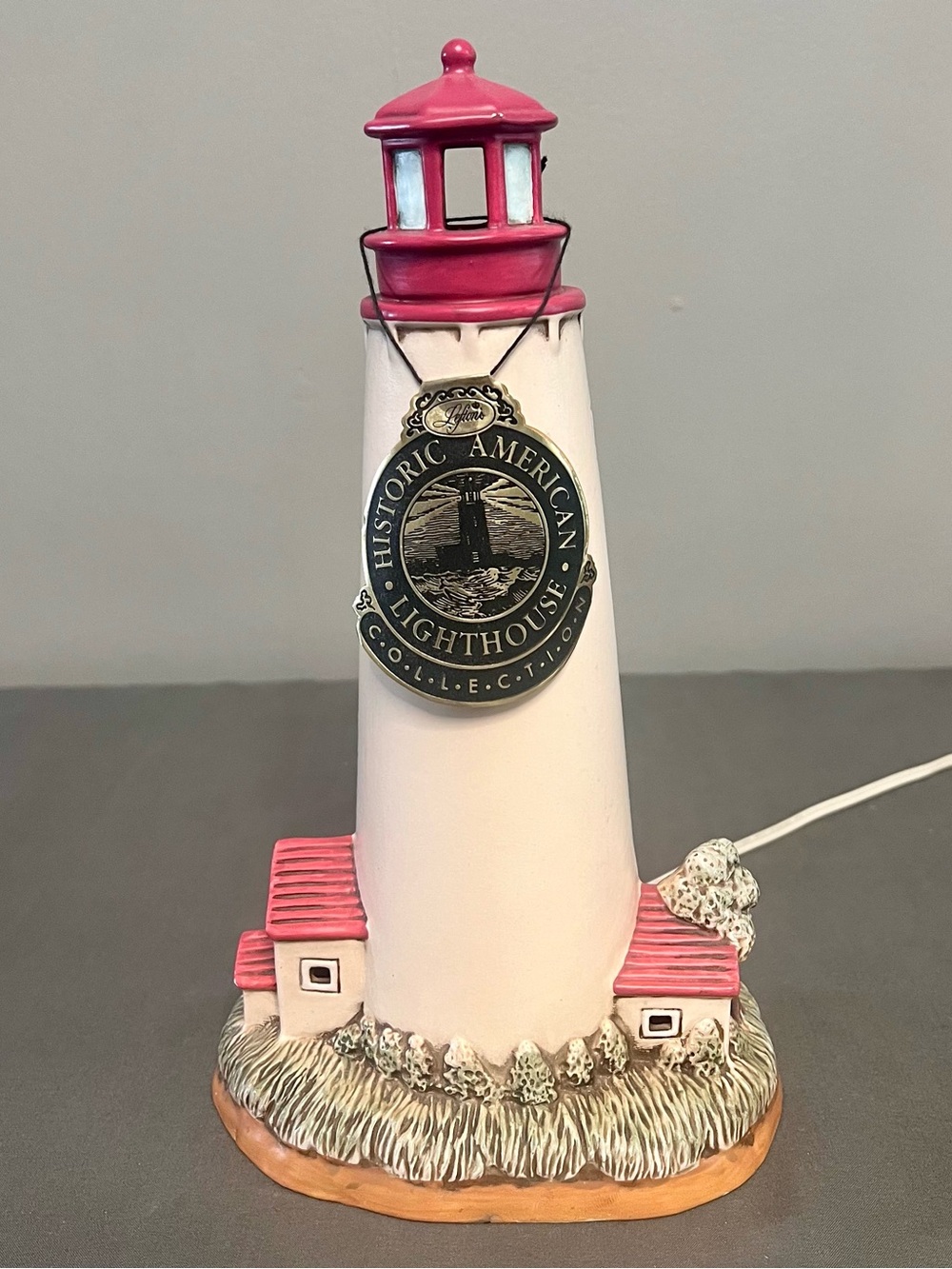 VTG Lefton Historic American Lighthouse Cape May Point Lighted 11” 1993 Nautical